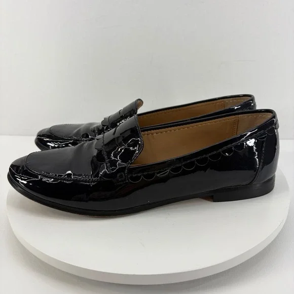 Banana Republic Patent Leather Scalloped Trim Loafers Black Women's Size 9M‎ - Picture 2 of 9